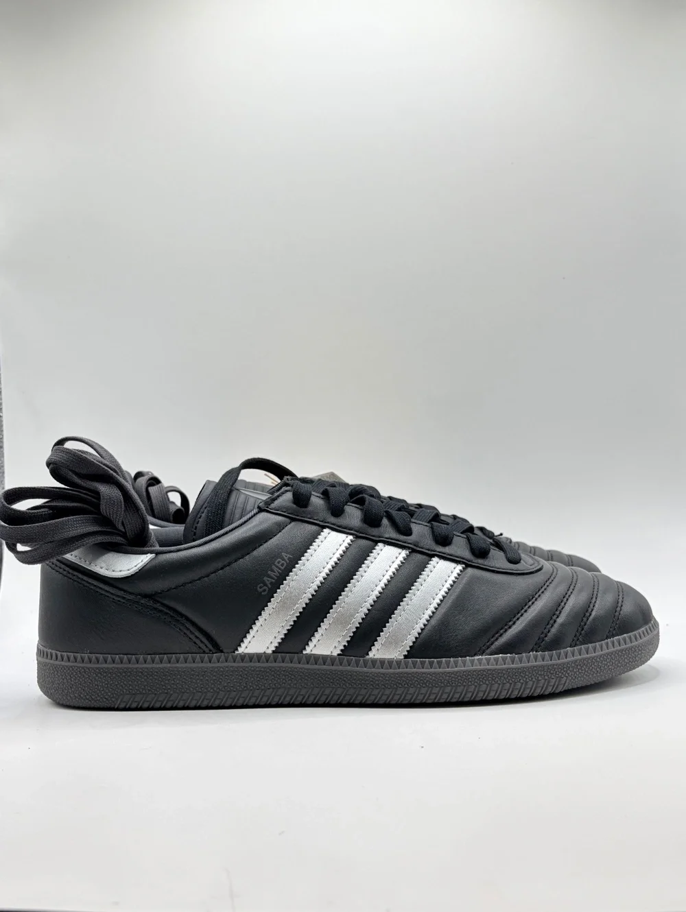Adidas Samba Japan Black Silver Men's Size 10.5 Sneakers